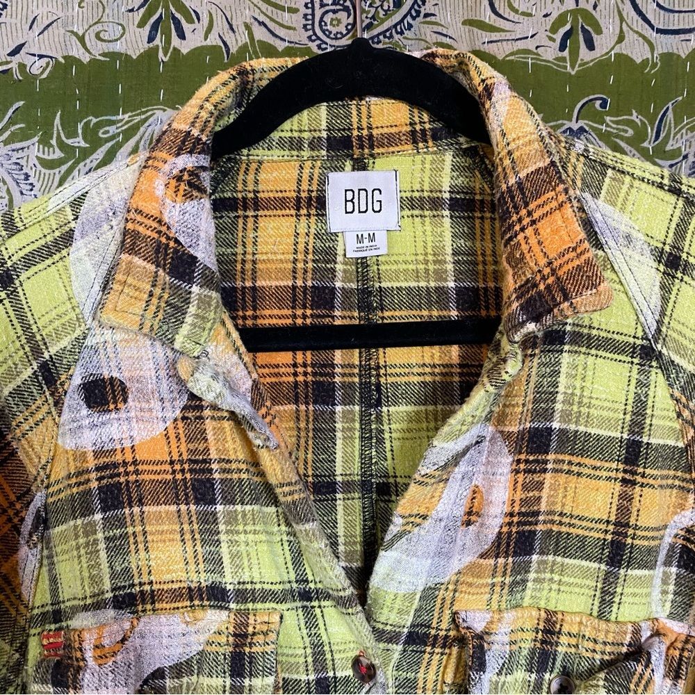 Urban Outfitters BDG Yellow/ Green Brody Check Print Flannel Top Size Medium - Picture 3 of 14